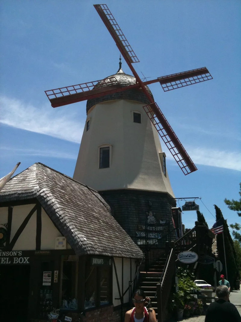 Too many things to post because of the bad service all day. All of our stops were at wineries today. Goodnight. - gallery image 7