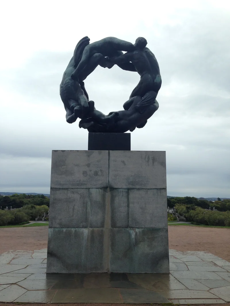 Vigelandsparken - gallery image 10