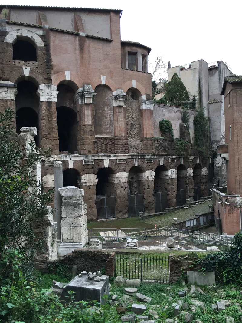 Roma - gallery image 10