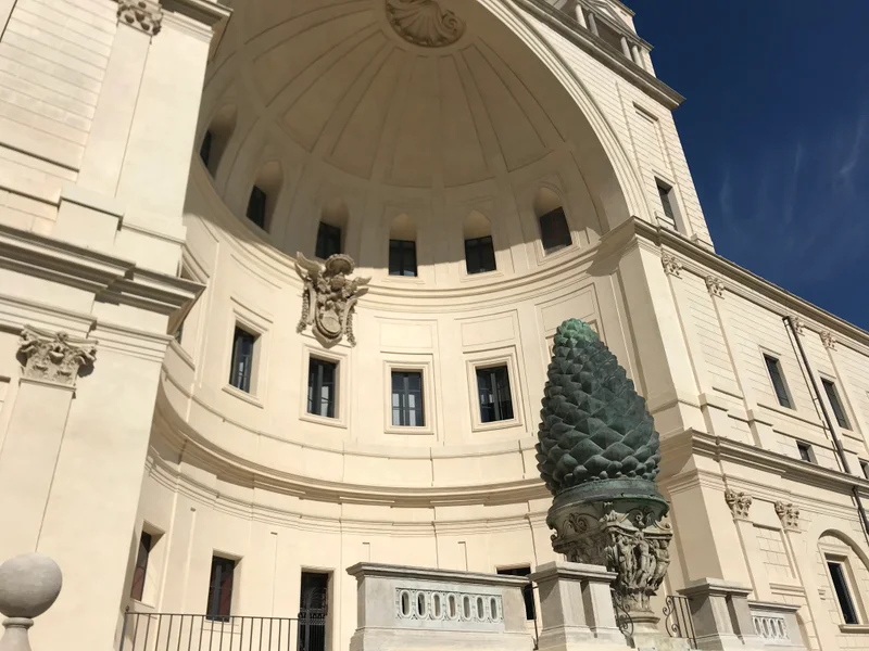 Vaticano - gallery image 1