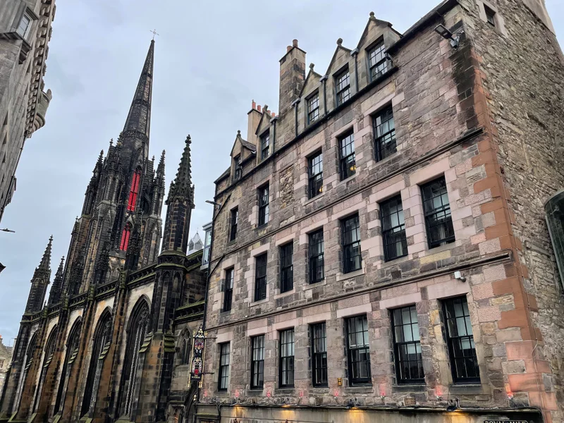 Edinburgh - gallery image 12