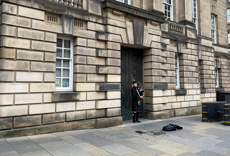 Edinburgh - gallery image 7