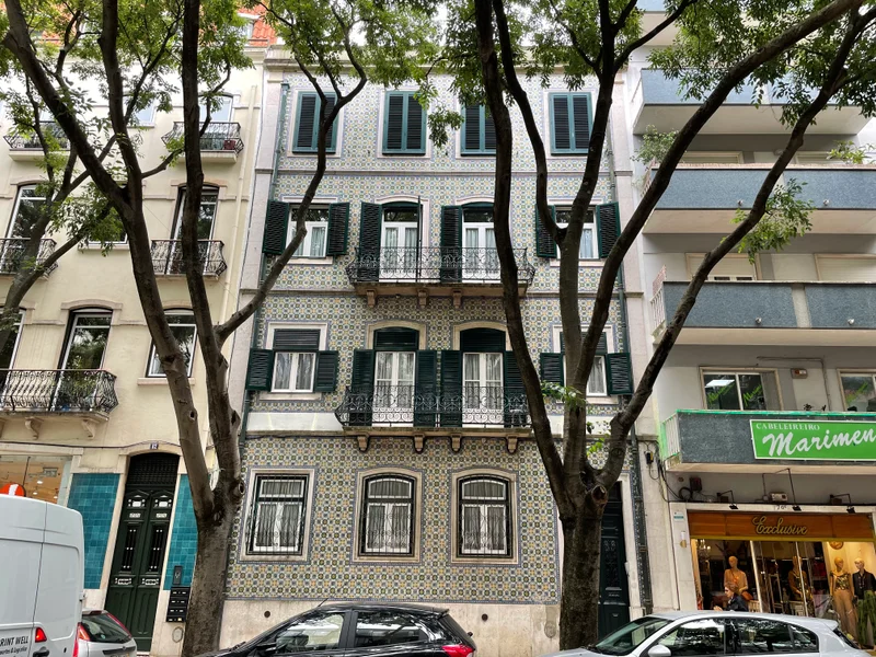 Lisboa - gallery image 15